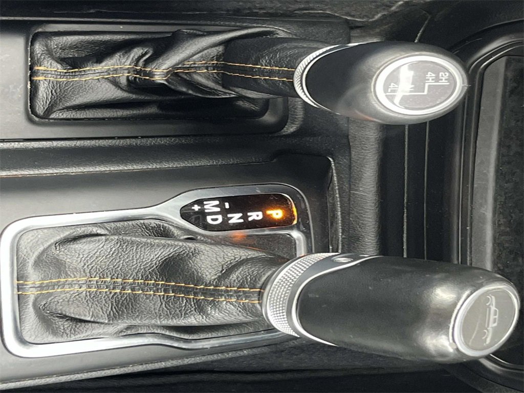 Used 2021 Jeep Gladiator Overland image 22