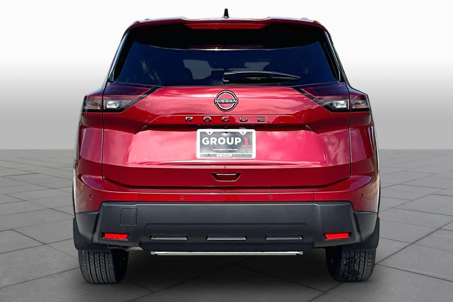 New 2026 Nissan Rogue Dark Armor FWD image 4