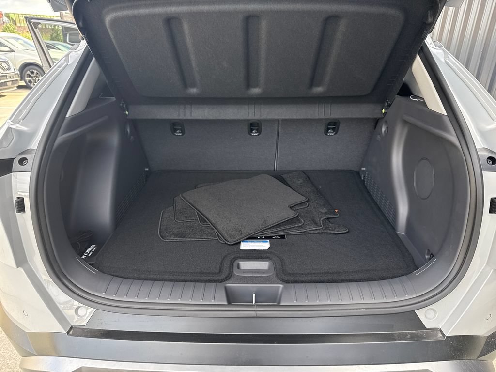New 2026 Hyundai Kona Limited FWD image 28