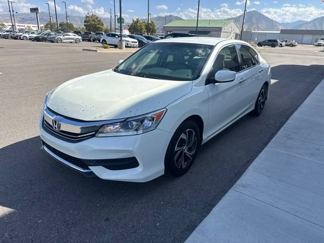 Used 2017 Honda Accord LX image 3