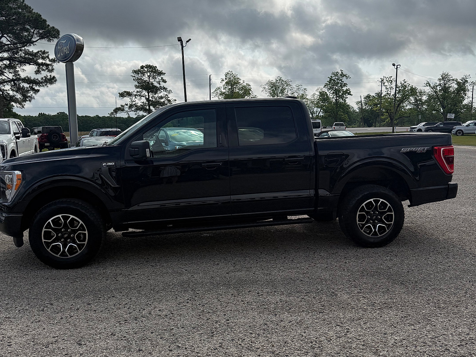 Used 2023 Ford F150 XLT w/ Equipment Group 302A High AWD/4WD image 3