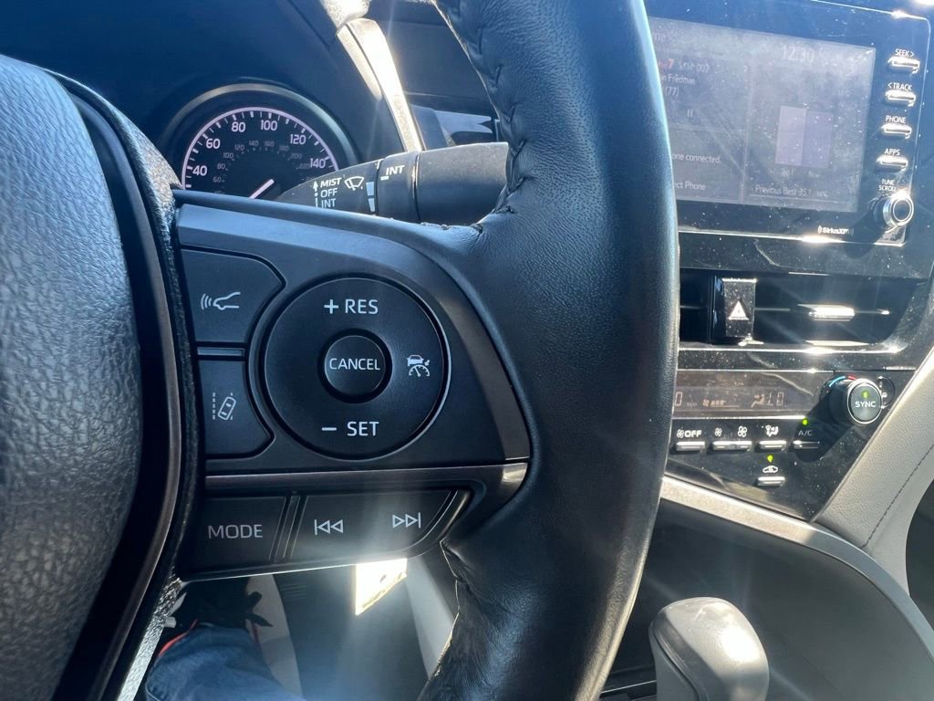 Used 2022 Toyota Camry SE image 31