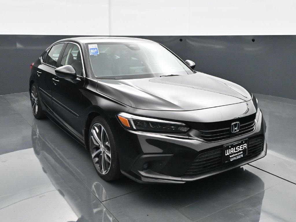 Used 2023 Honda Civic Touring image 11