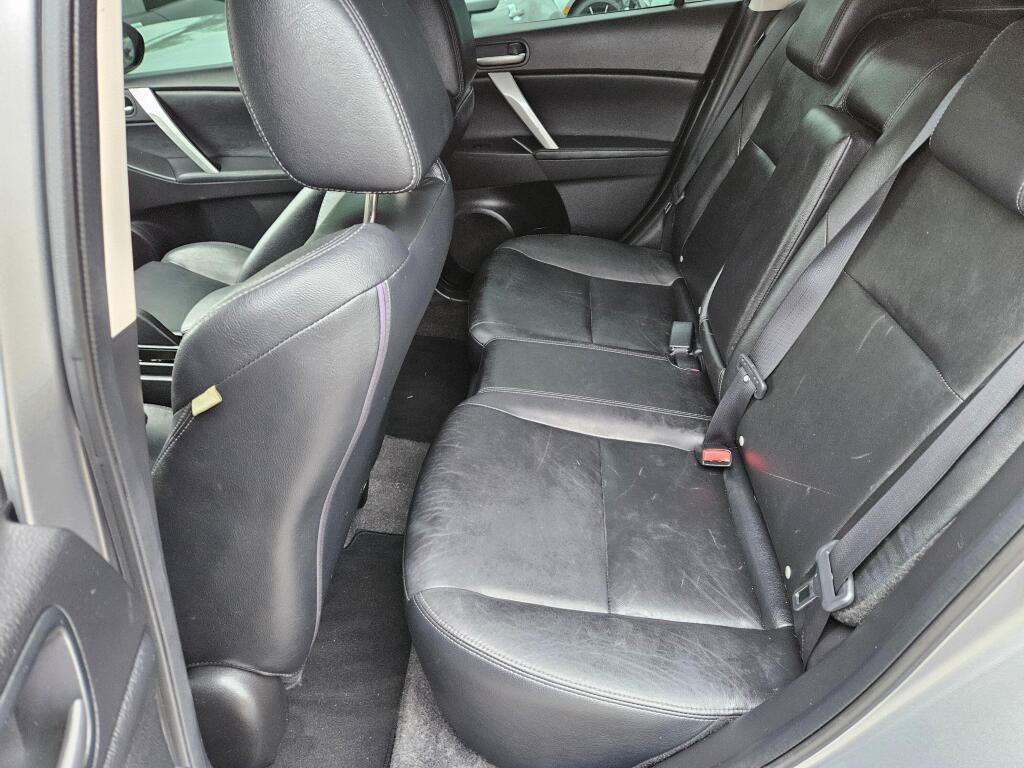 Used 2010 MAZDA MAZDA3 s Grand Touring FWD image 11