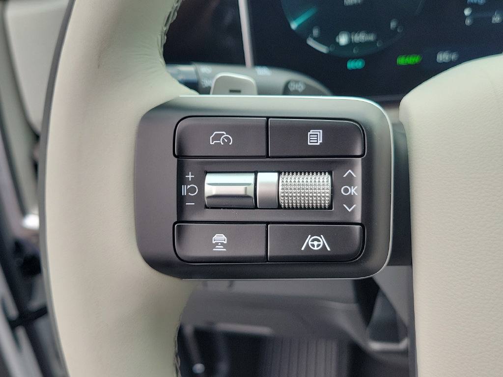 New 2027 Hyundai Santa Fe Calligraphy FWD image 22