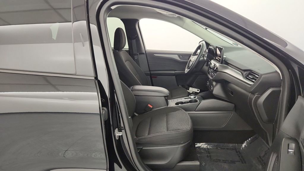 Used 2023 Ford Escape Active image 29