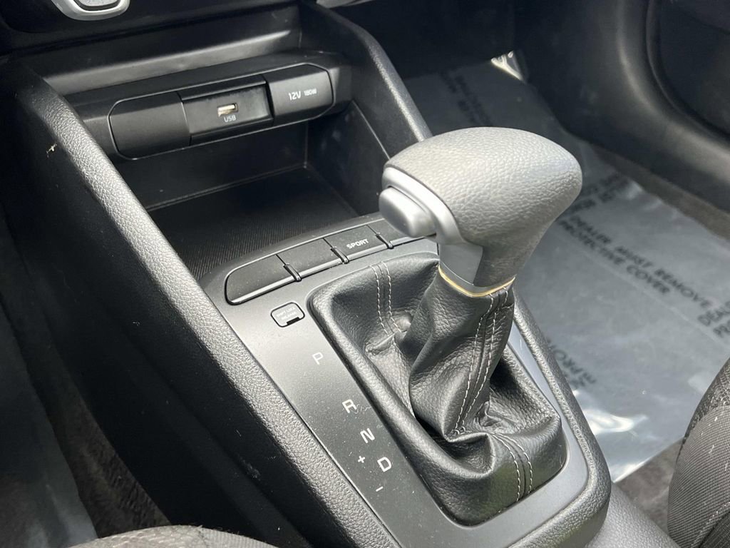 Used 2022 Kia Rio LX image 25
