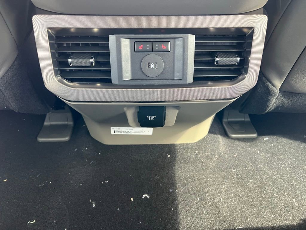 New 2025 Ford F350 Platinum w/ Platinum Plus Package image 23