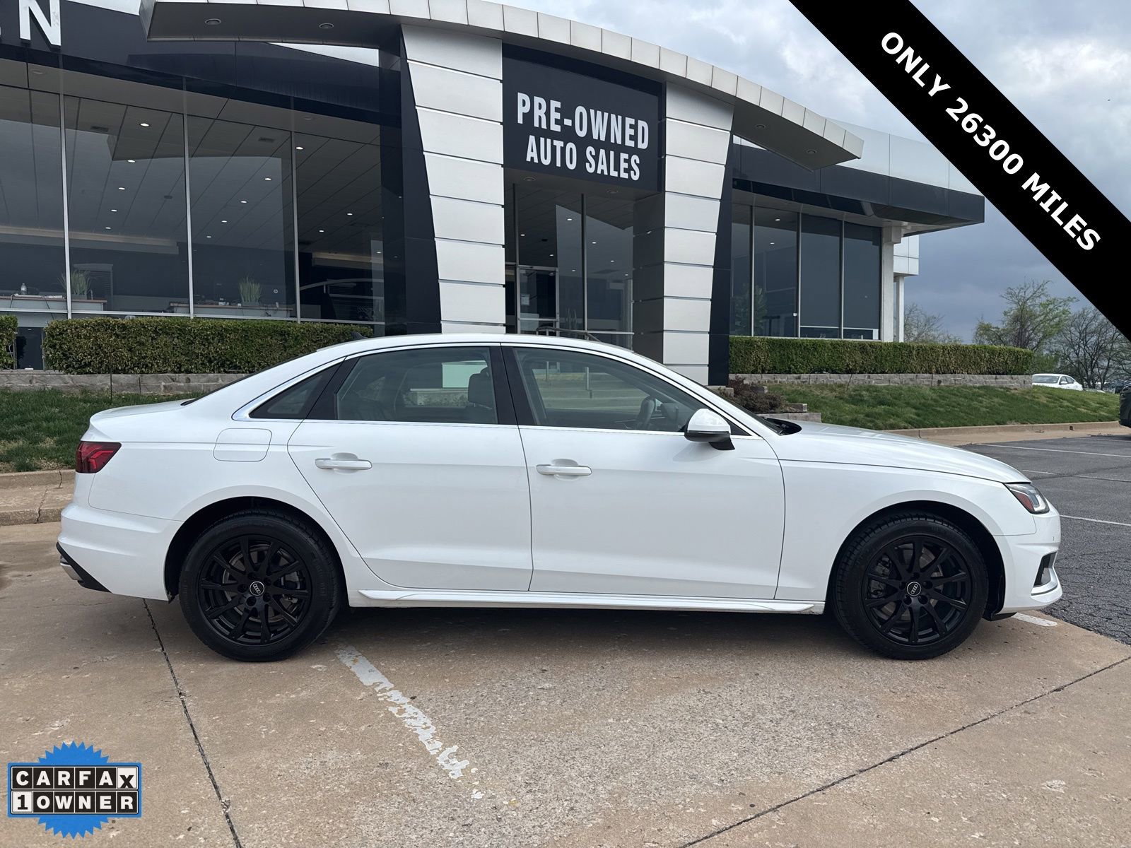 Used 2021 Audi A4 2.0T Premium w/ Convenience Package image 2