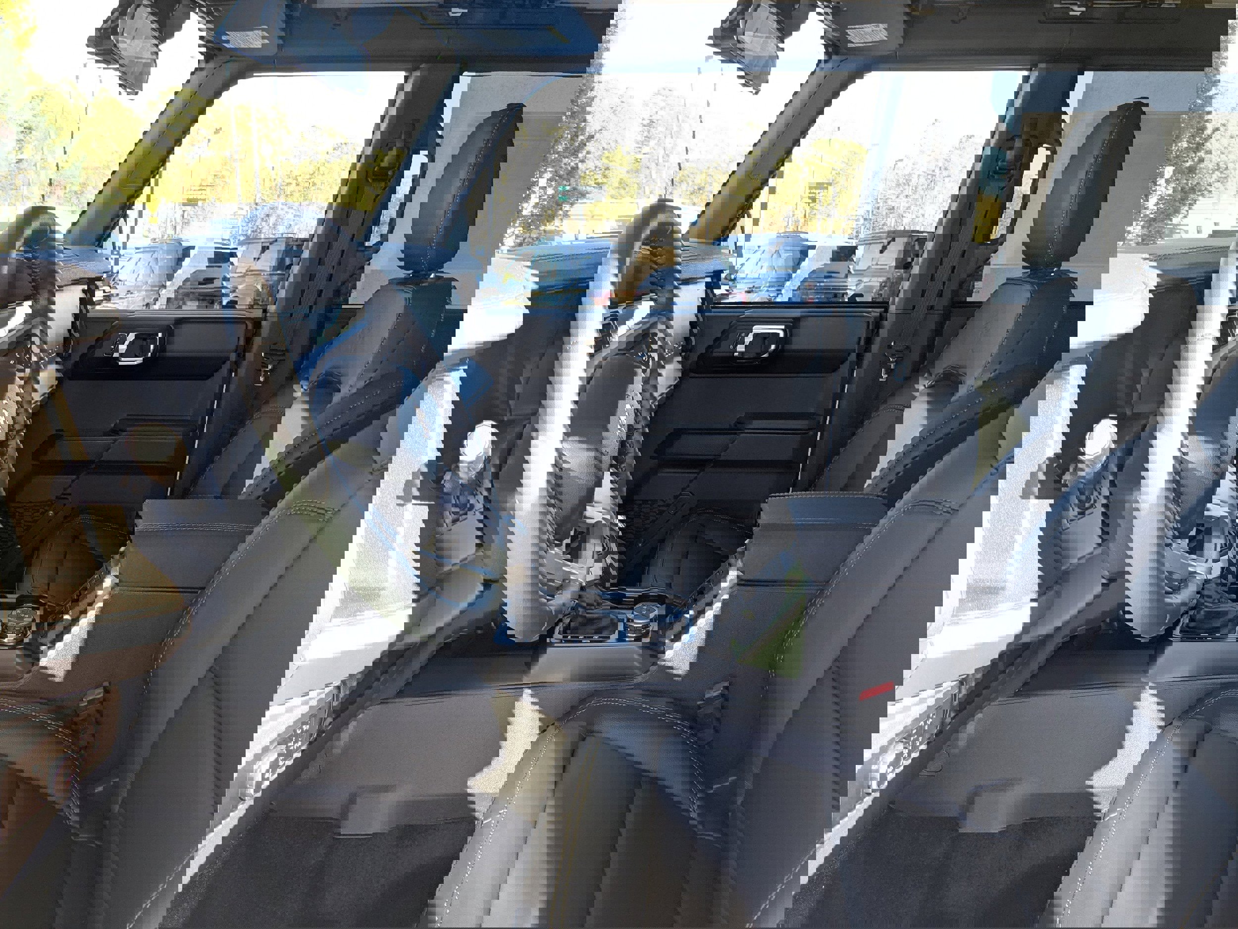 New 2025 Ford Bronco Badlands w/ Sasquatch Package image 16