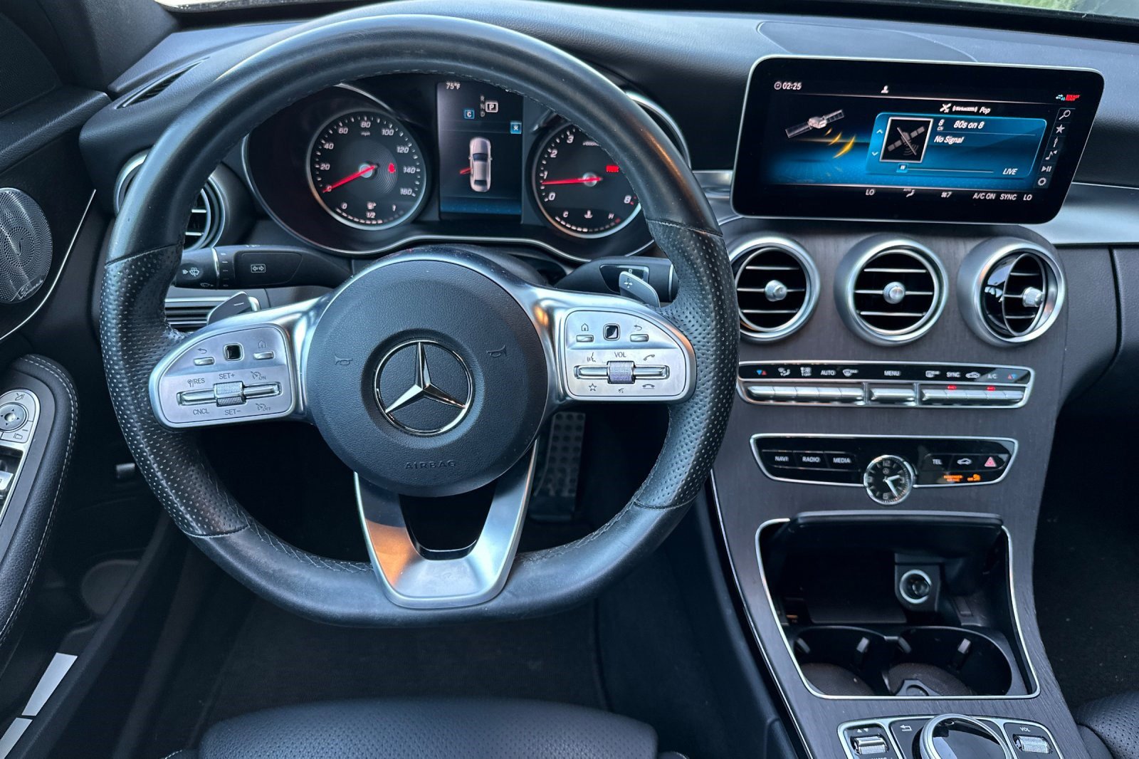 Used 2019 Mercedes-Benz C 300 Sedan image 18