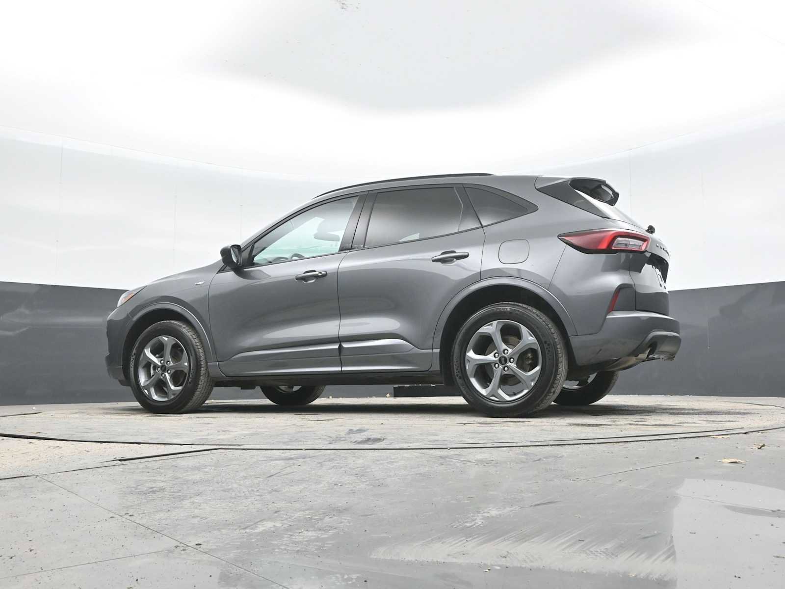 Used 2024 Ford Escape ST-Line AWD/4WD image 39