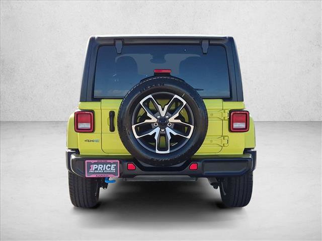Used 2024 Jeep Wrangler Unlimited w/ Convenience Group AWD/4WD image 7