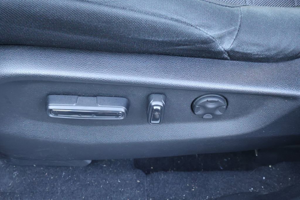 Used 2020 Honda CR-V EX image 12