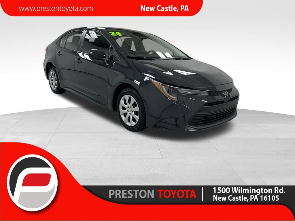 Used 2024 Toyota Corolla LE FWD image 1
