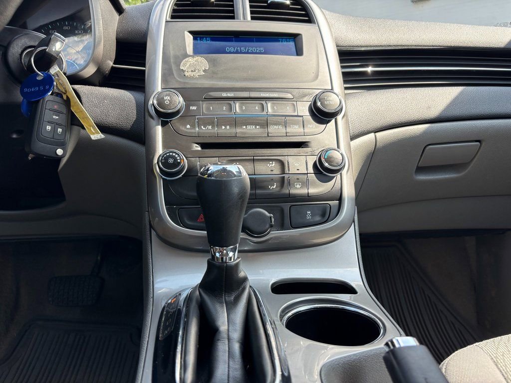 Used 2014 Chevrolet Malibu LS image 14