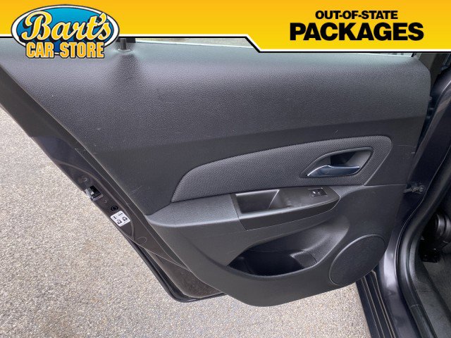 Used 2016 Chevrolet Cruze LT image 16