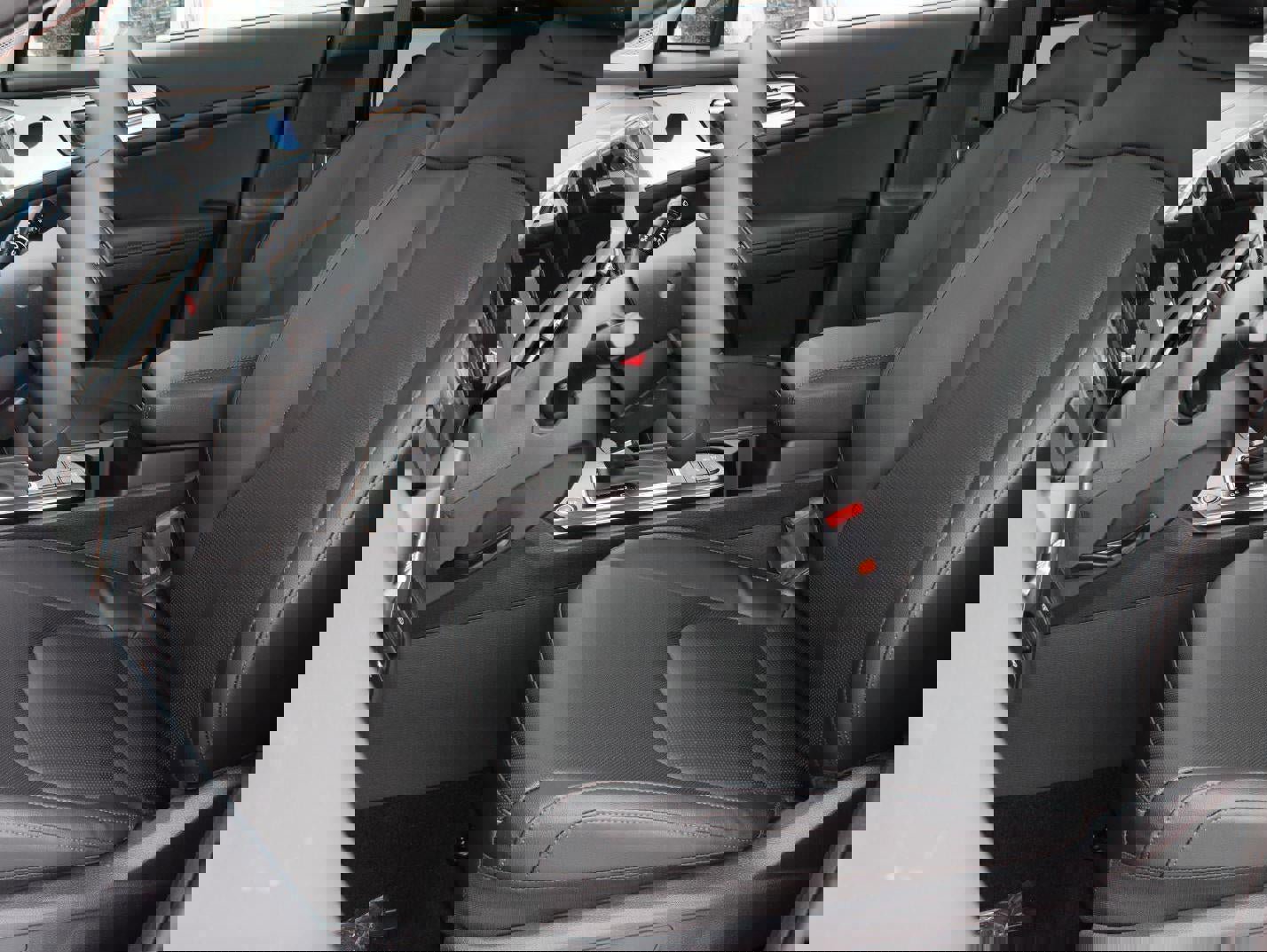 New 2026 Kia Sportage EX image 19