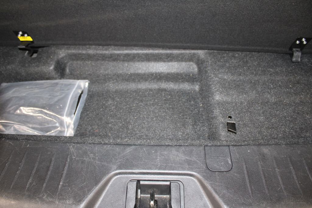 Used 2024 Nissan Armada SV image 18