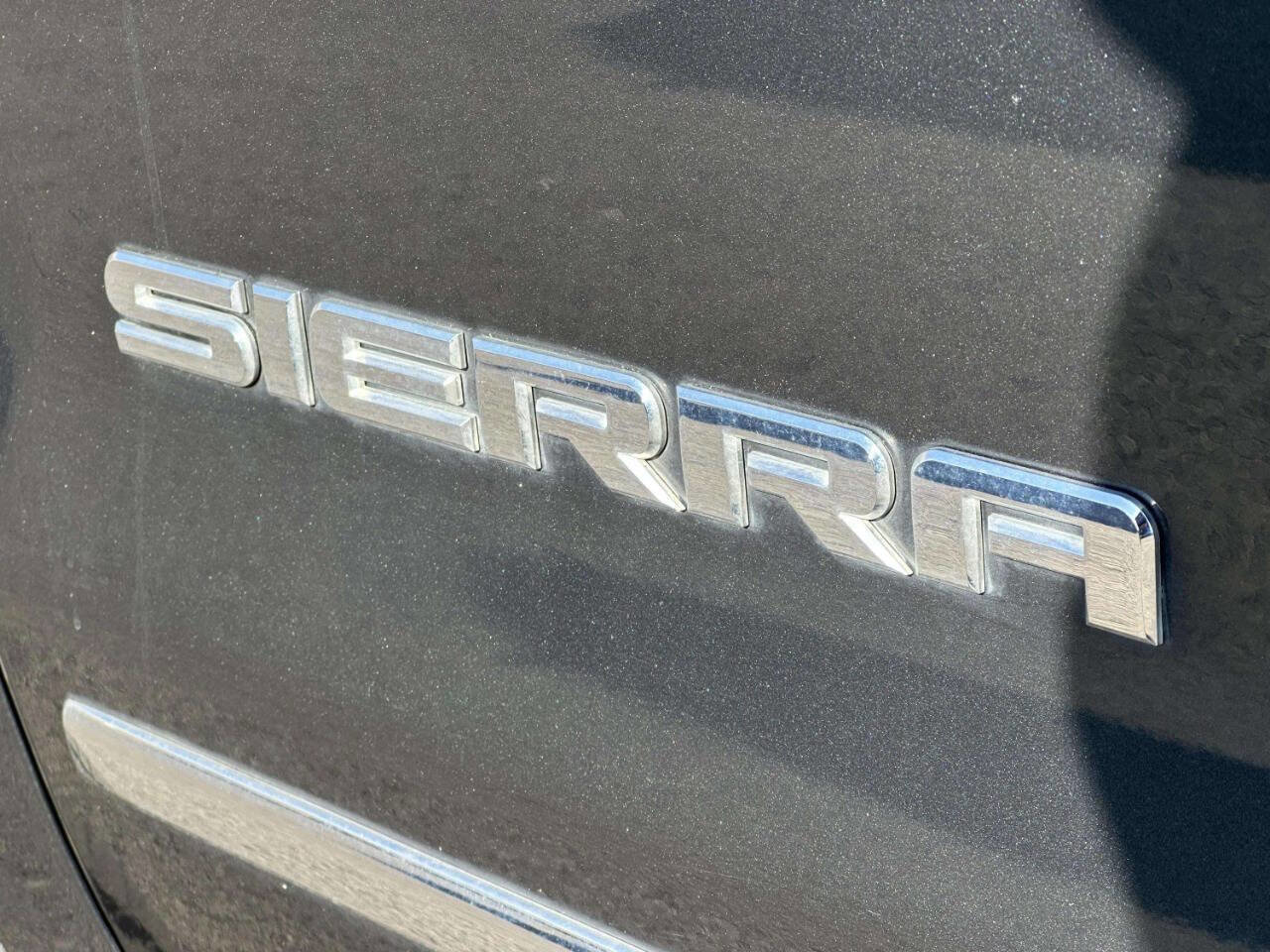 Used 2017 GMC Sierra 1500 SLT AWD/4WD image 10