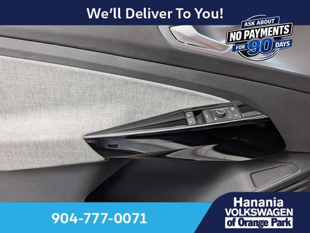 Used 2025 Volkswagen ID.4 Pro RWD image 26