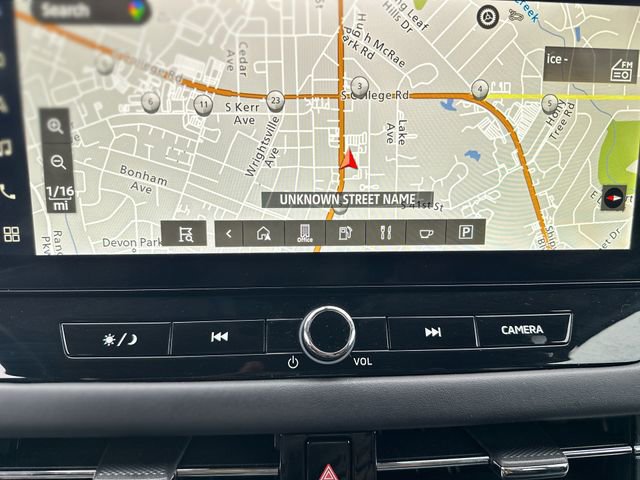 Used 2025 Mitsubishi Outlander ES FWD image 19