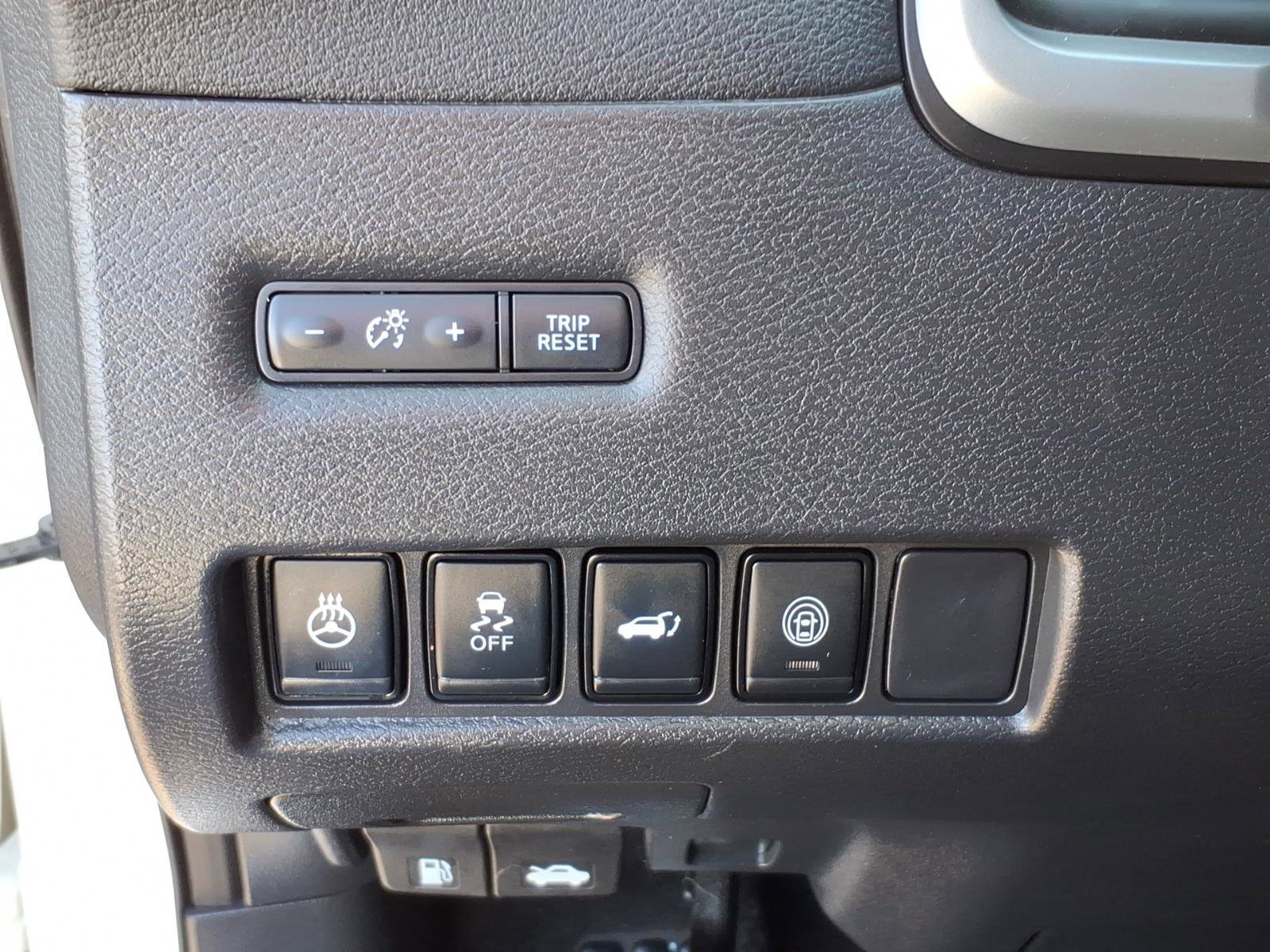Used 2023 Nissan Murano SL w/ SL Moonroof Package image 16