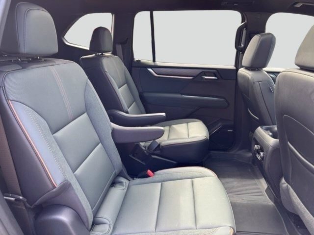 Used 2026 GMC Acadia AT4 w/ Luxury Package AWD/4WD image 35