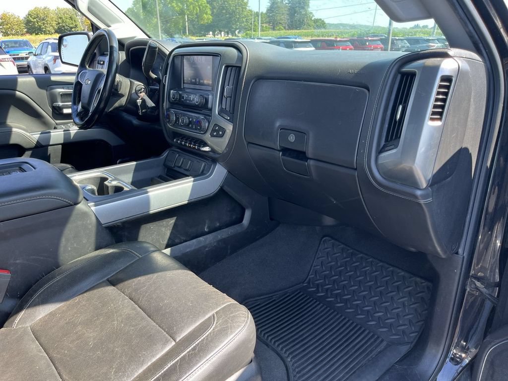 Used 2019 Chevrolet Silverado 2500 LTZ w/ LTZ Plus Package AWD/4WD image 28