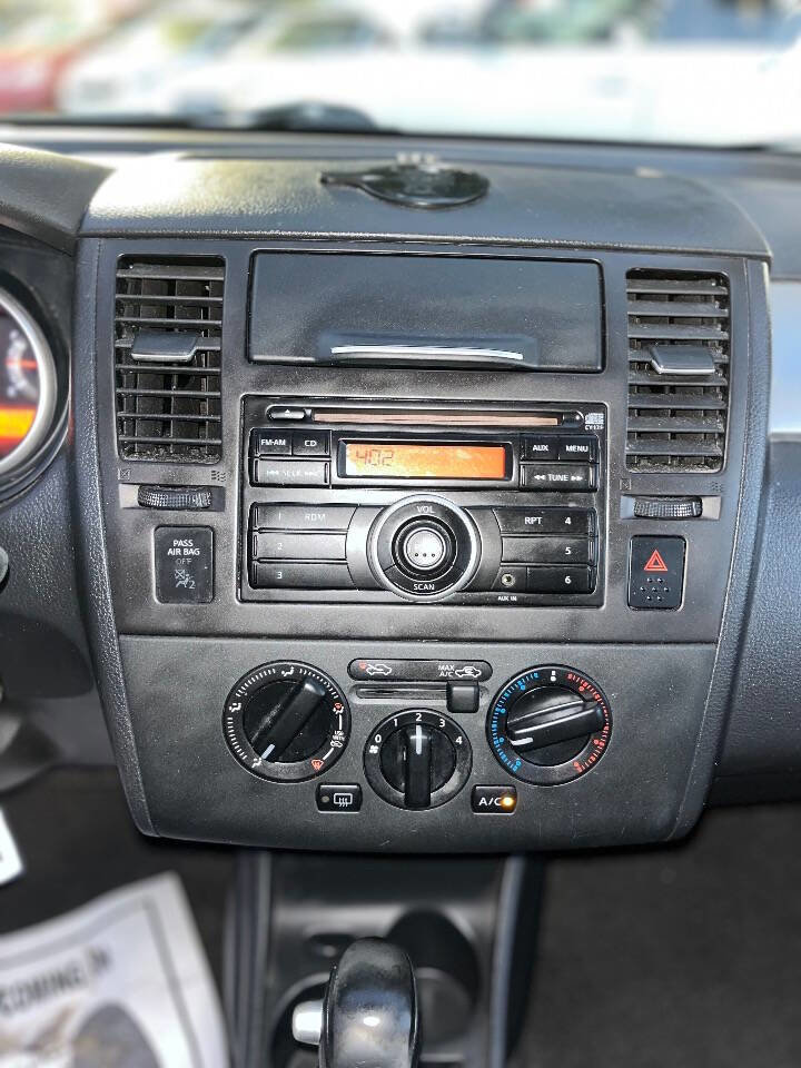 Used 2011 Nissan Versa 1.8 S w/ PWR Plus Pkg image 16