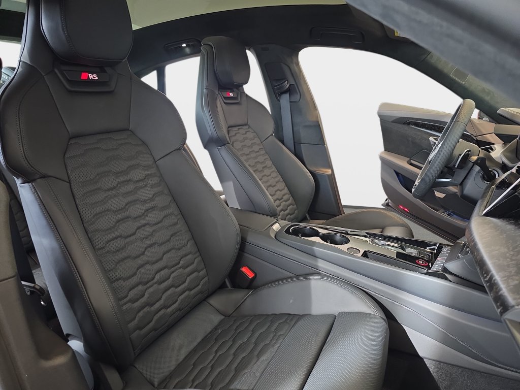 New 2026 Audi RS e-tron GT performance AWD/4WD image 10