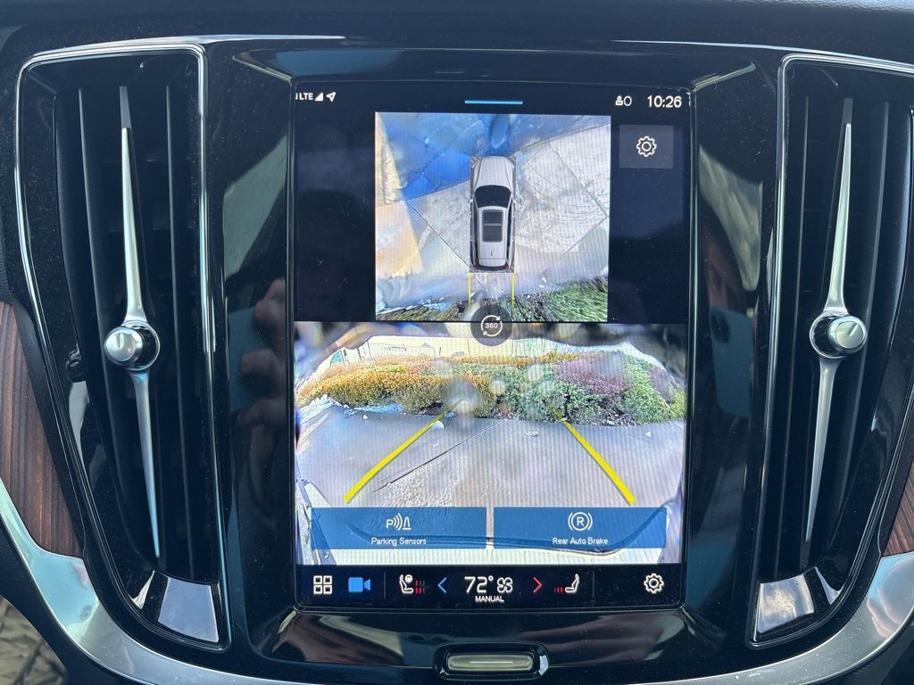 Certified 2024 Volvo V60 B5 Cross Country Plus w/ Protection Package Premier image 25