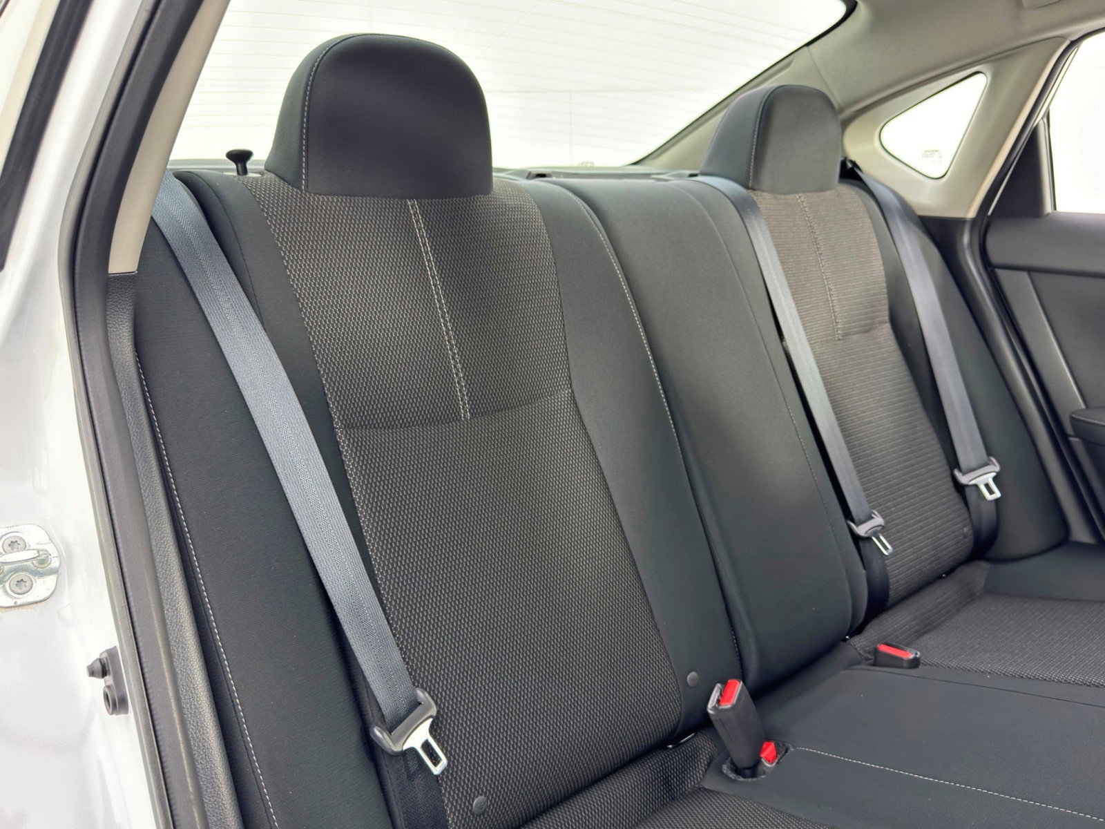 Used 2018 Nissan Sentra S image 33