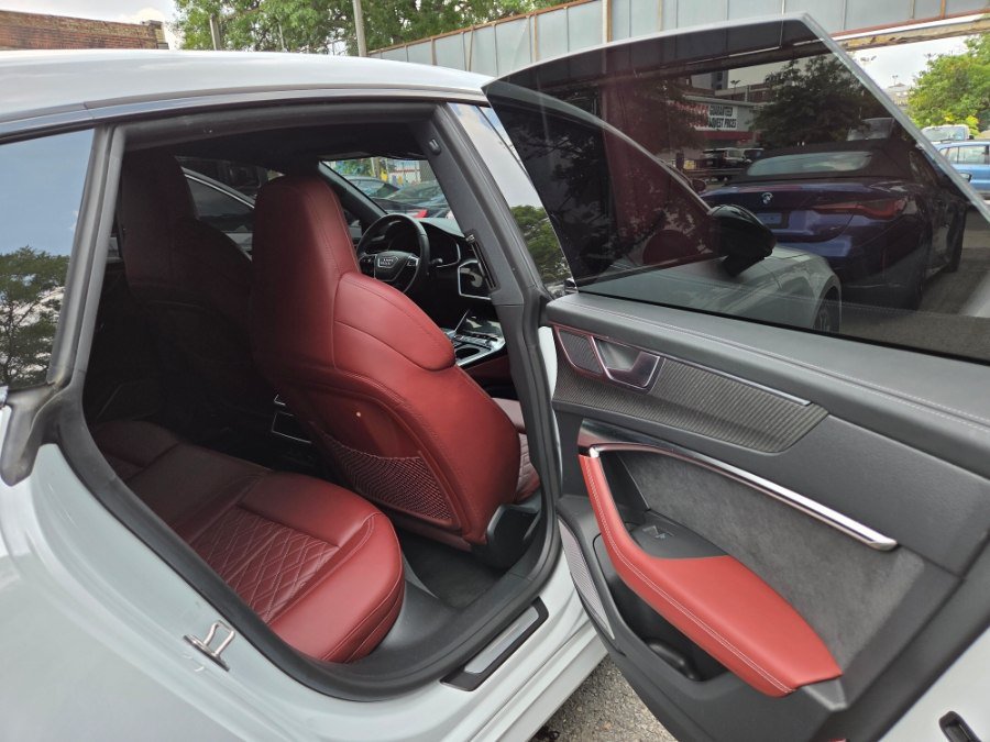 Used 2024 Audi S7 Prestige w/ Prestige Package AWD/4WD image 9