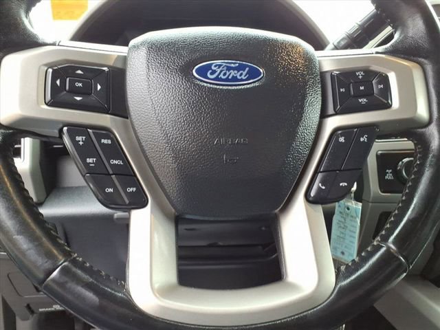 Used 2022 Ford F250 Lariat w/ Chrome Package image 13