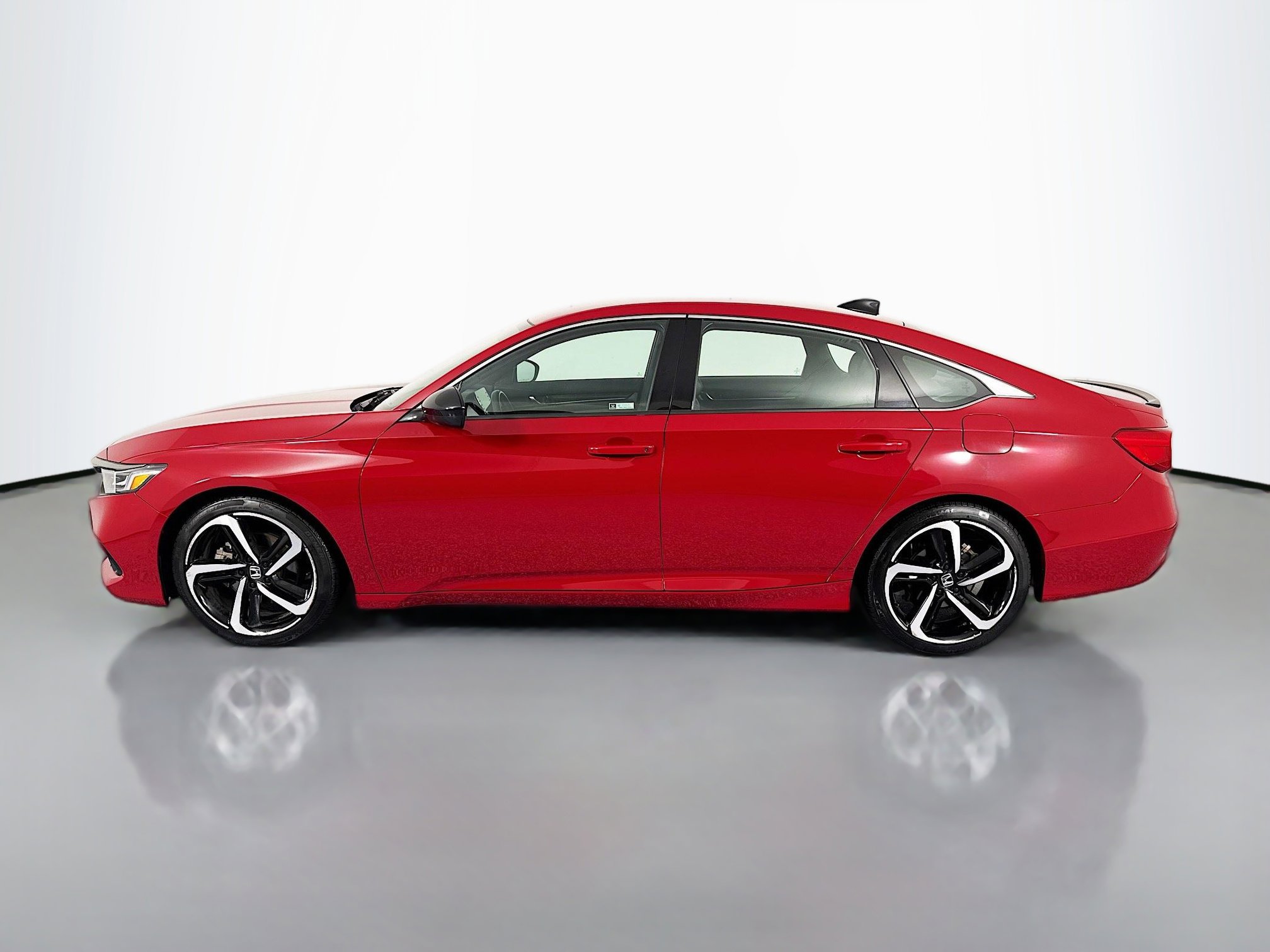 Used 2021 Honda Accord Sport image 8