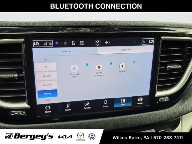 Used 2024 Chrysler Pacifica Touring-L FWD image 20