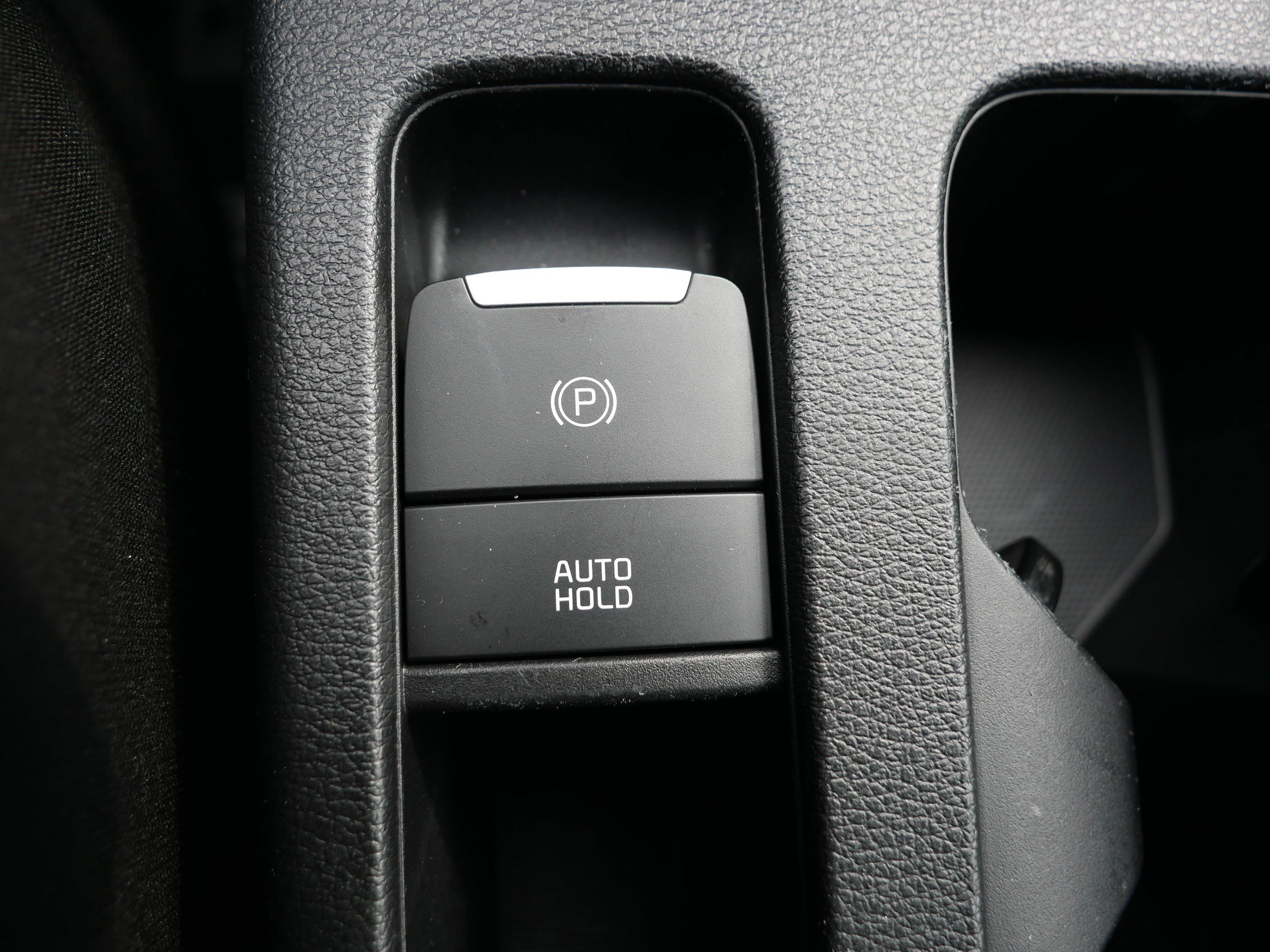 Certified 2024 Kia Forte GT-Line image 32
