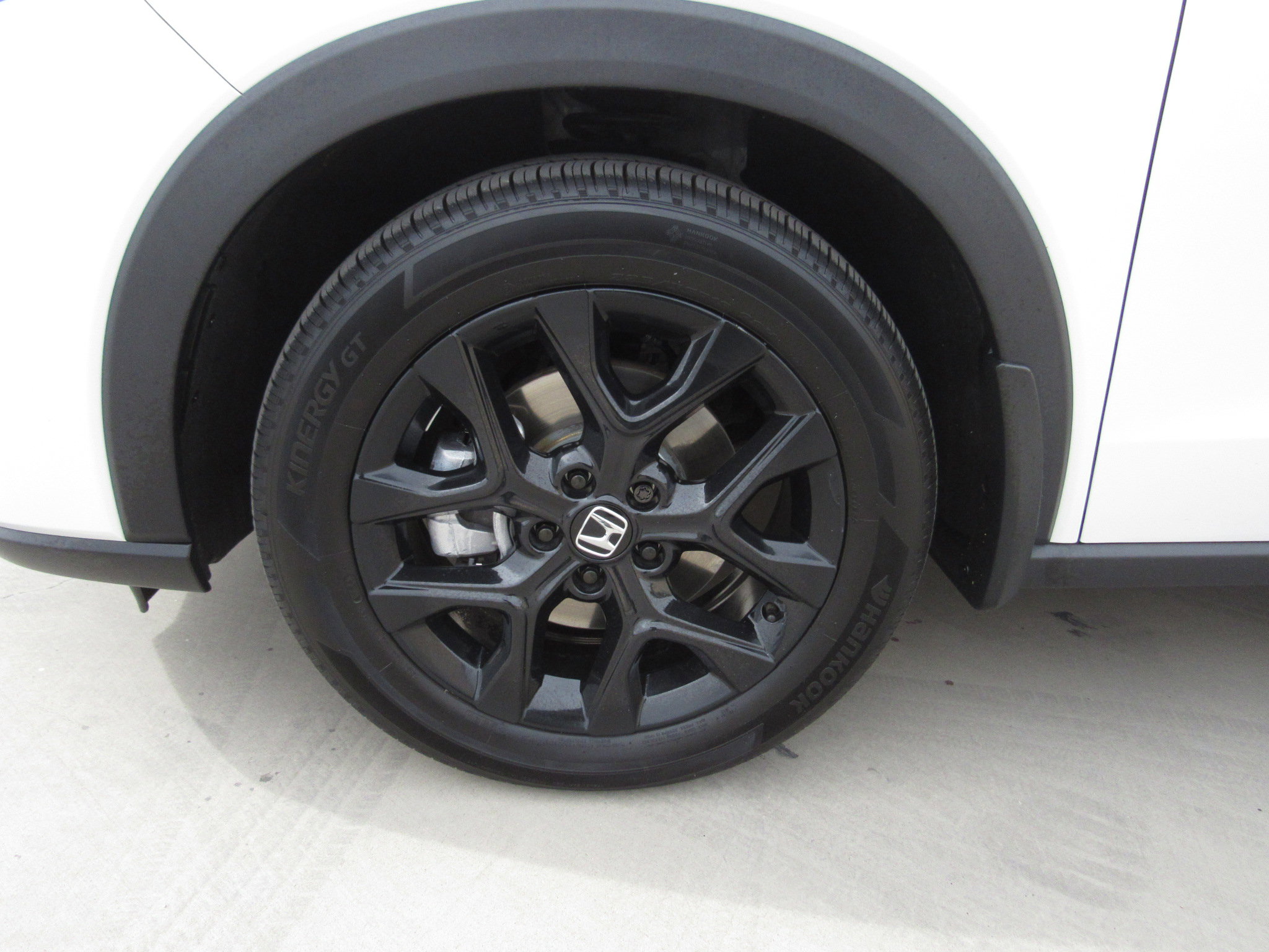 Used 2025 Honda HR-V Sport image 4