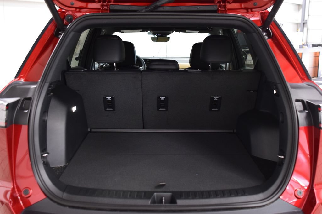 New 2027 Chevrolet Equinox ACTIV w/ Safety and Technology Package AWD/4WD image 26