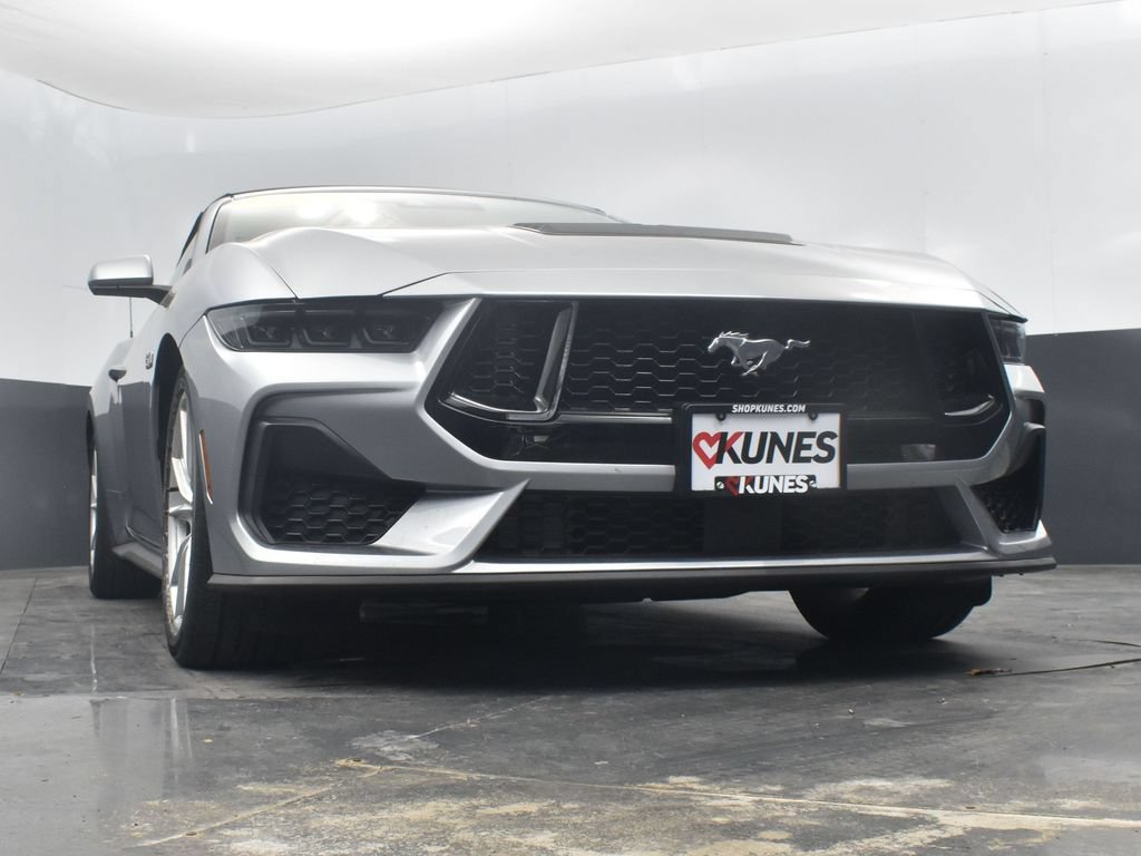 Used 2025 Ford Mustang GT Premium RWD image 34