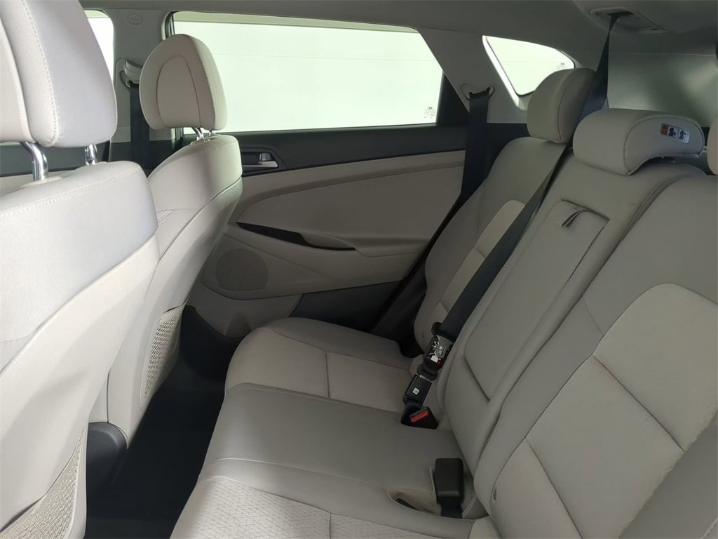 Used 2017 Hyundai Tucson SE image 15