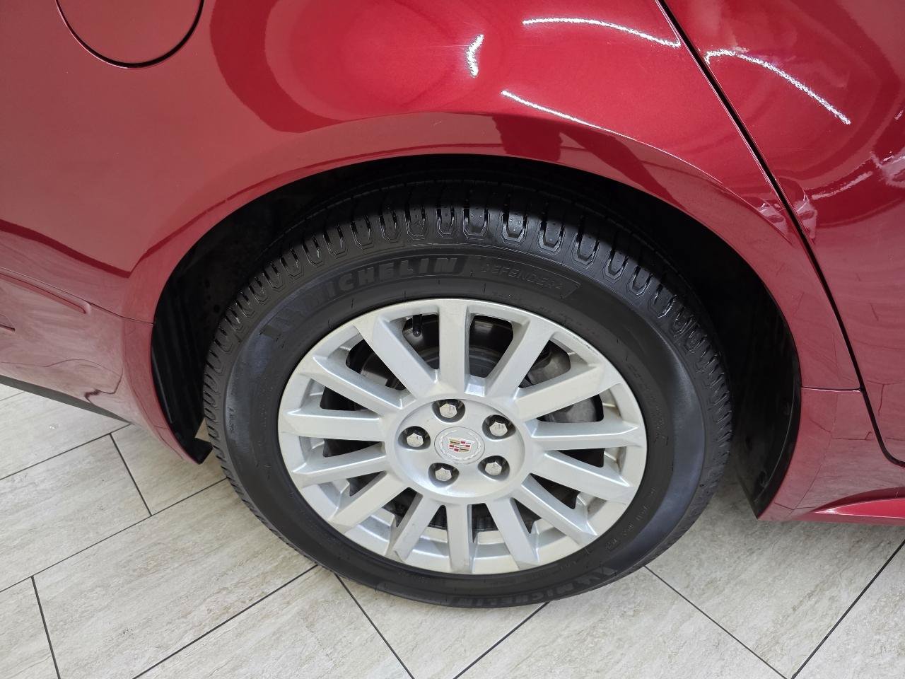 Used 2010 Cadillac CTS Luxury RWD image 35