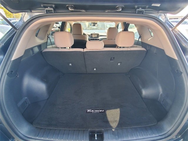 Used 2020 Hyundai Tucson SE w/ Cargo Package image 8