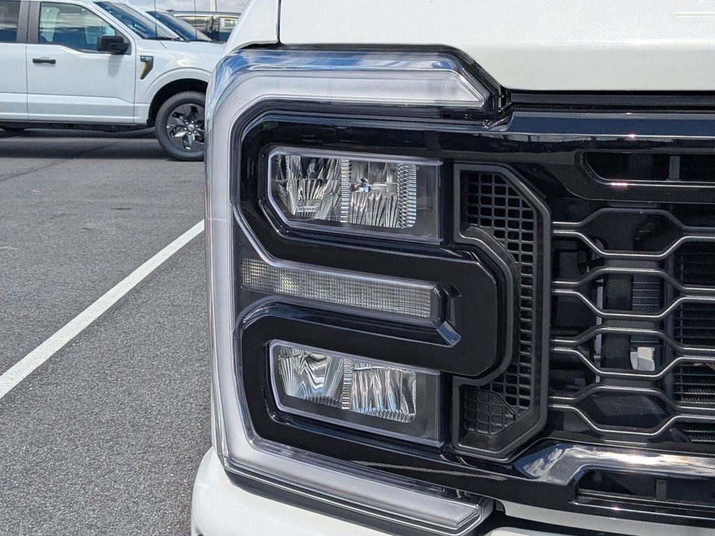 New 2026 Ford F250 Lariat w/ Black Appearance Package image 12