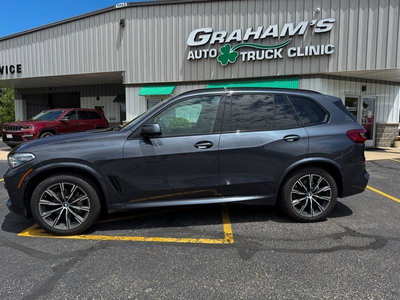 Used 2020 BMW X5 xDrive40i w/ M Sport Package image 4