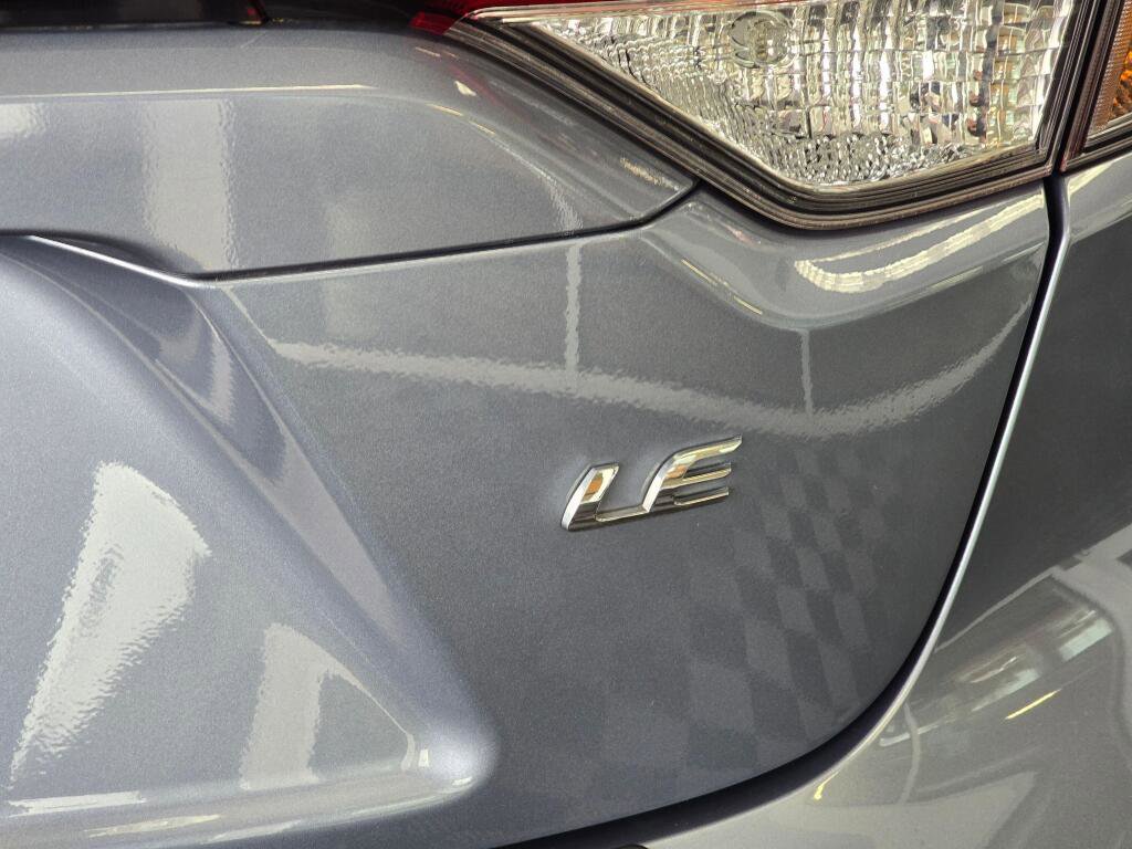 Used 2025 Toyota Corolla LE w/ LE Premium Package image 14