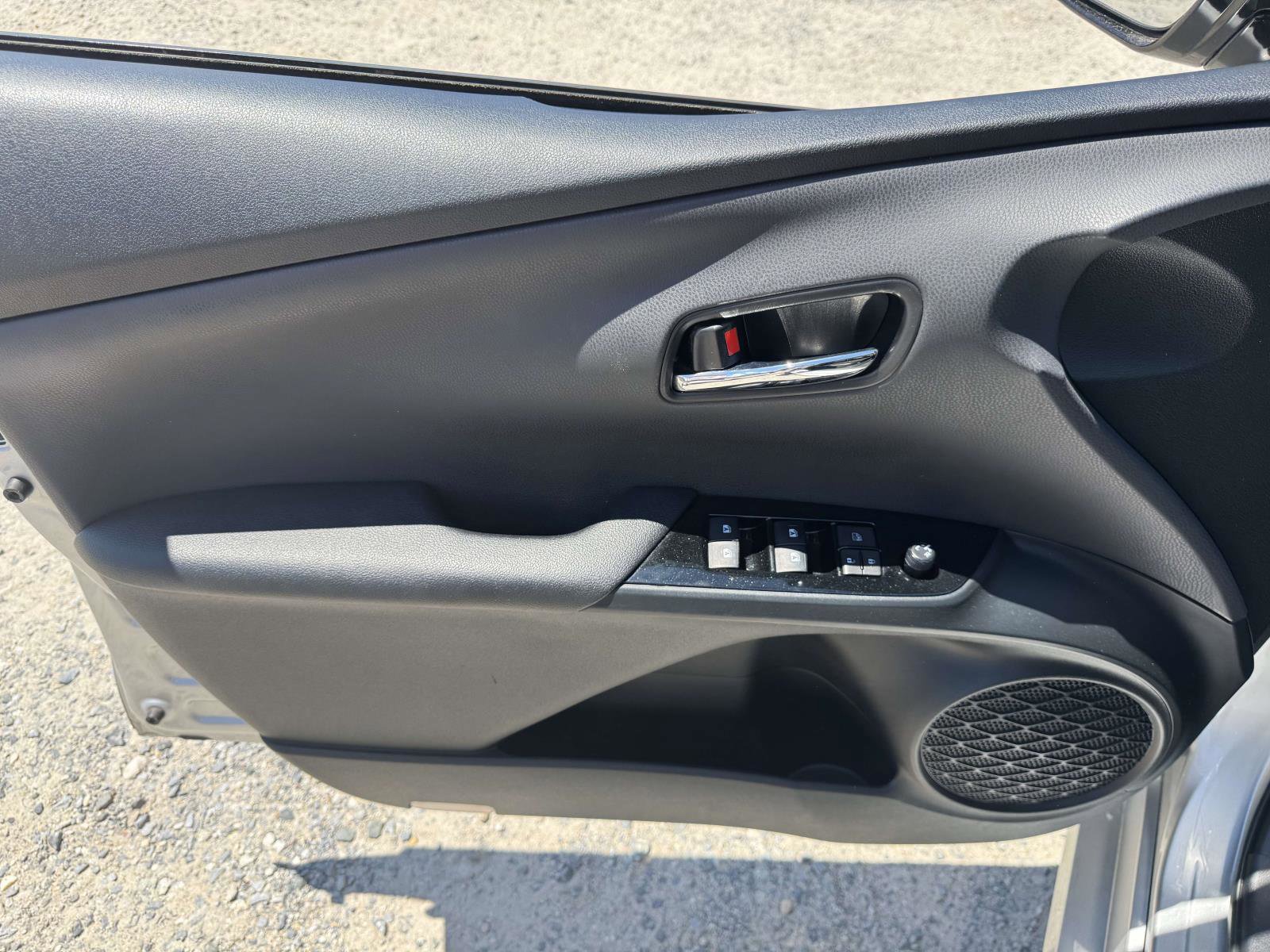 Used 2018 Toyota Prius Two w/ Prius Two Safety Plus Package FWD image 14
