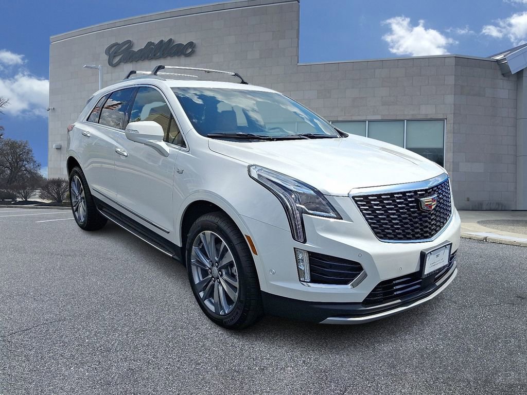 New 2025 Cadillac XT5 Premium Luxury w/ Technology Package image 2