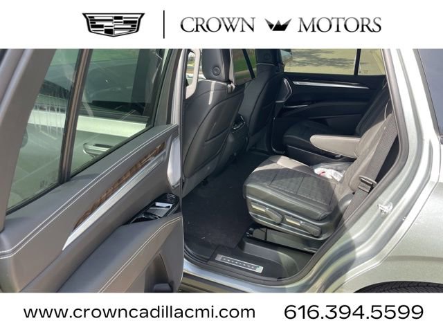 New 2025 Cadillac Escalade Sport Platinum w/ LPO, ONYX Package image 15